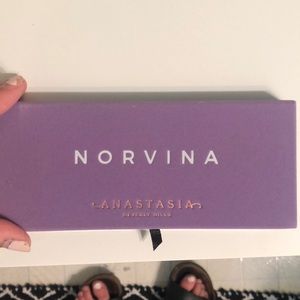 Anastasia Norvina Eyeshadow ser